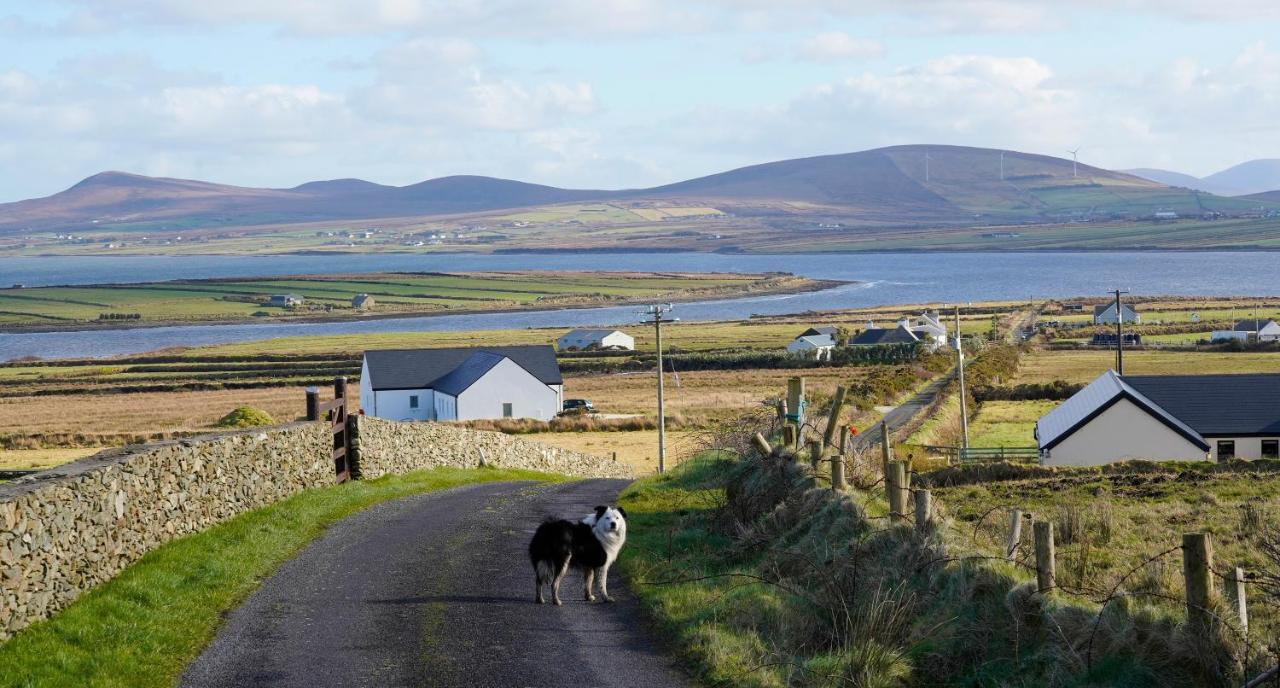 Stripe Bay Apartment Belmullet Bagian luar foto